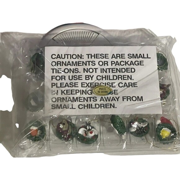 LOONEY TUNES BUGS BUNNY  TAZ TWEETY SET/18 MINI  ORNAMENTS WARNER BROTHERS - Picture 5 of 9